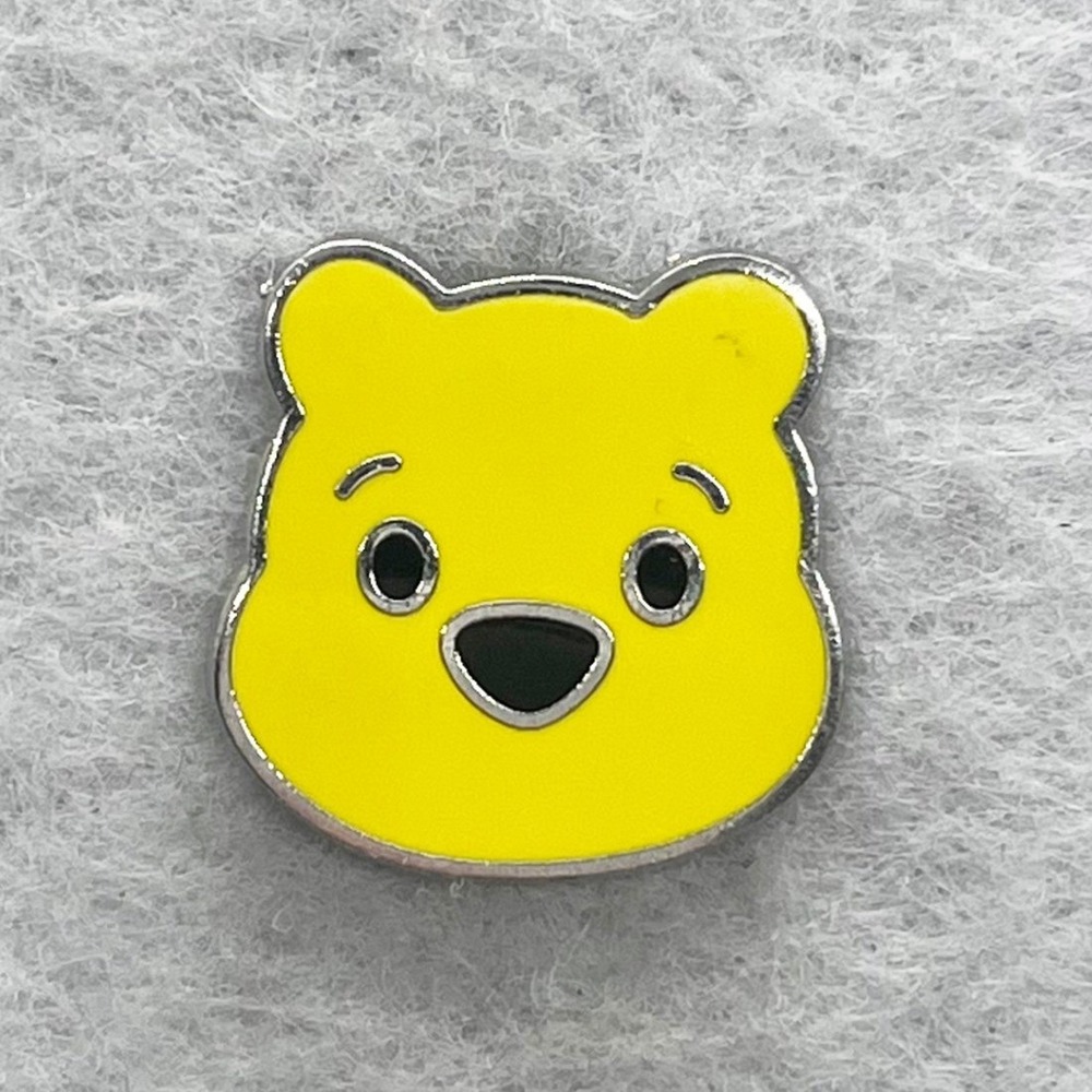 🔮‎ 5/$25 Disney Cute Characters Winnie the Pooh Pin